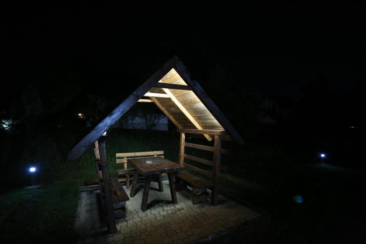 Mipet Apartmani Zlatibor Eksteriør bilde