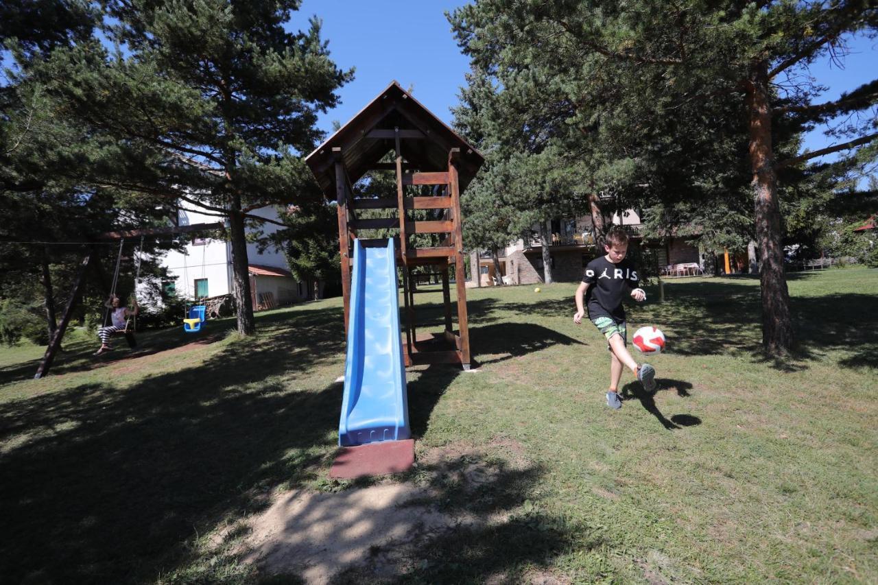 Mipet Apartmani Zlatibor Eksteriør bilde
