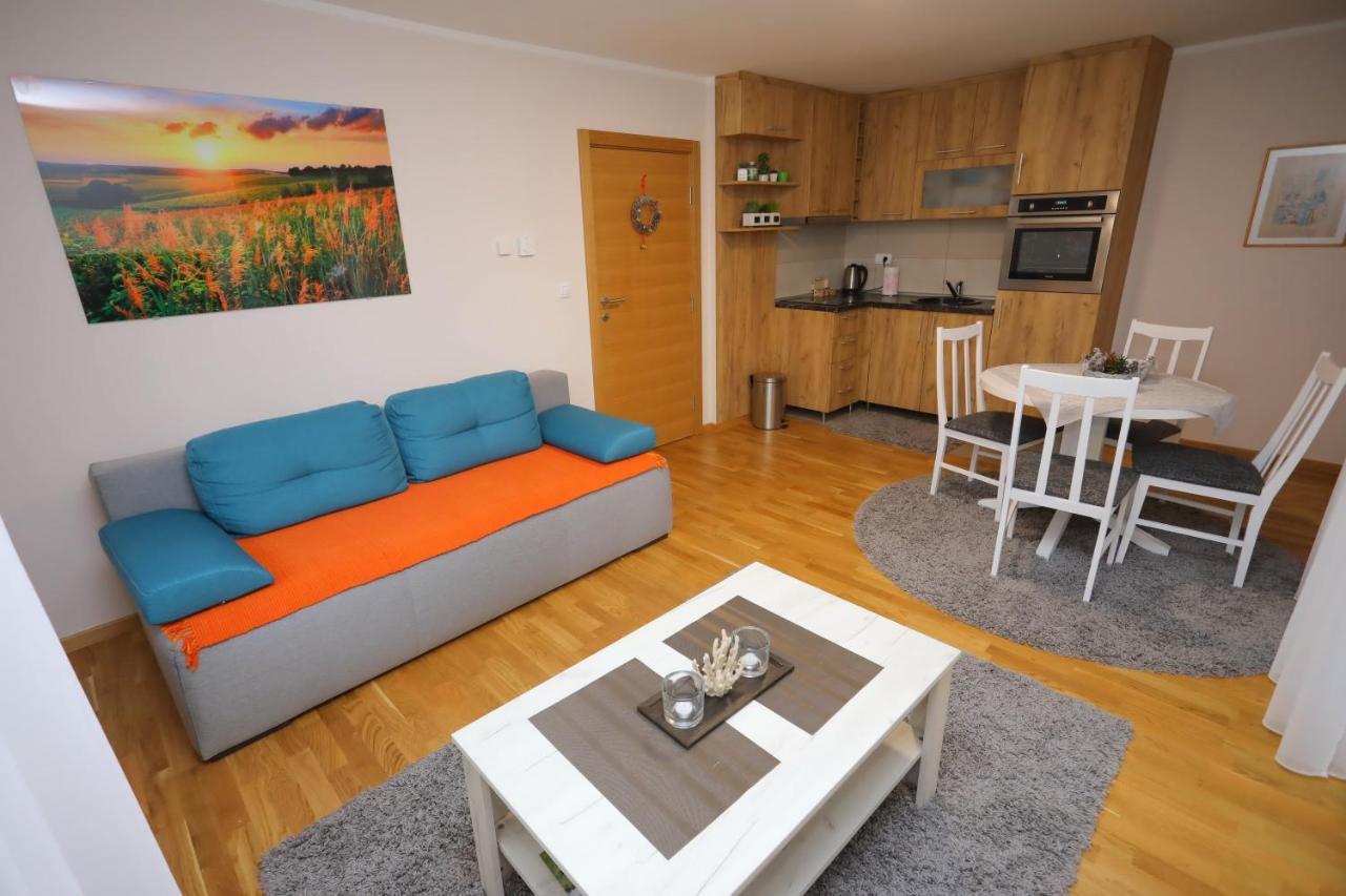 Mipet Apartmani Zlatibor Eksteriør bilde
