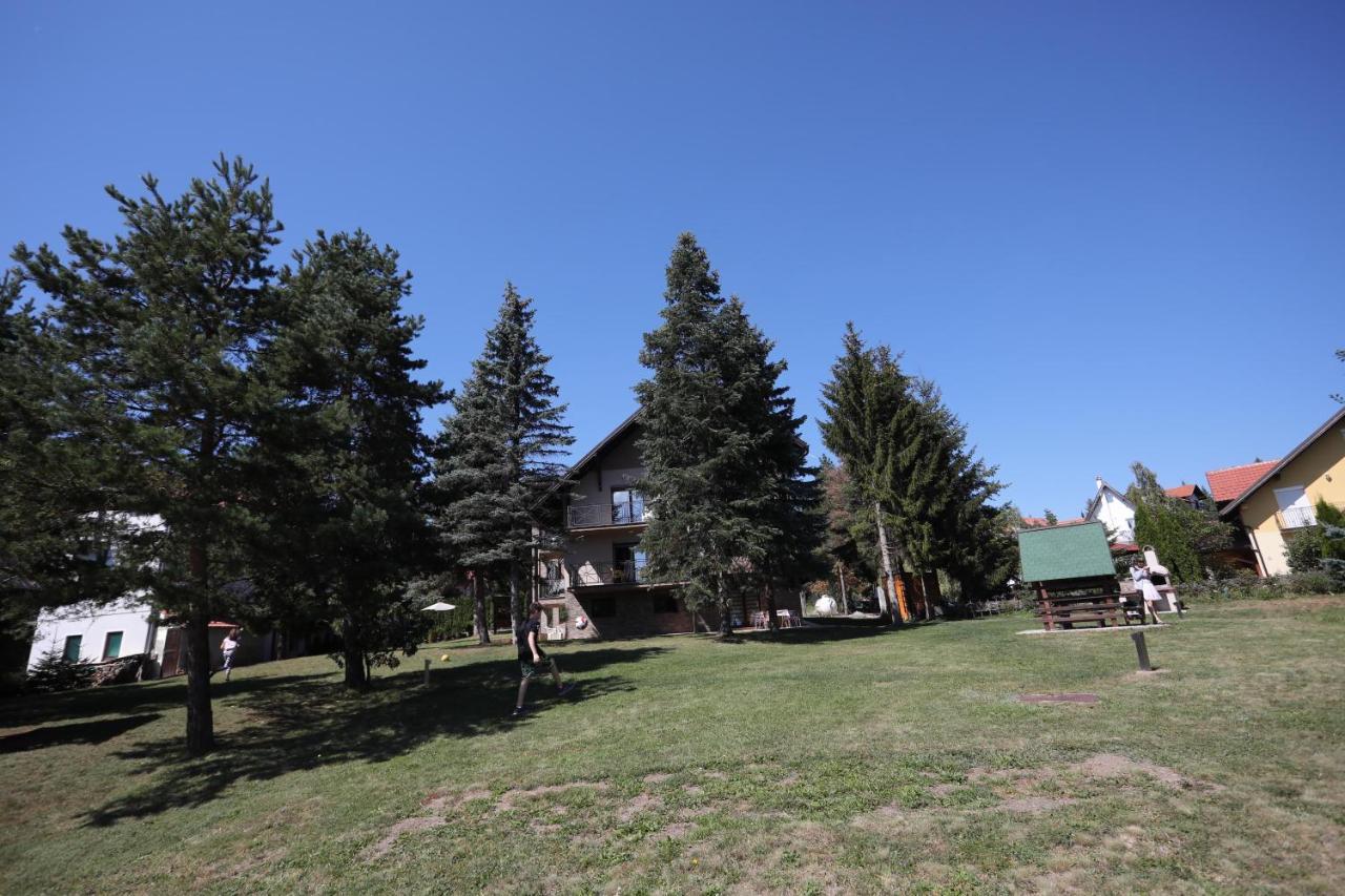 Mipet Apartmani Zlatibor Eksteriør bilde